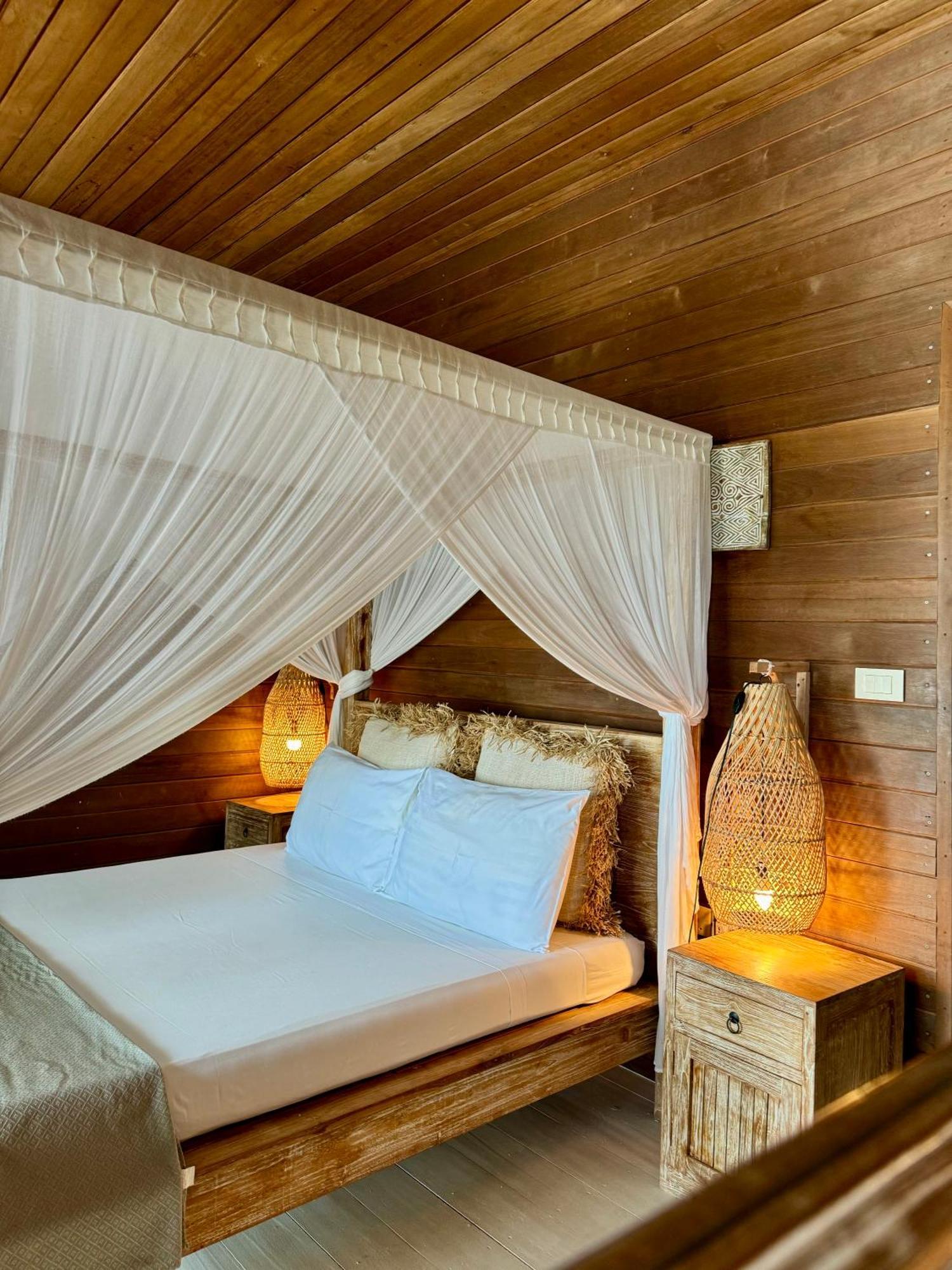 Met House Hotel Thulusdhoo Eksteriør billede