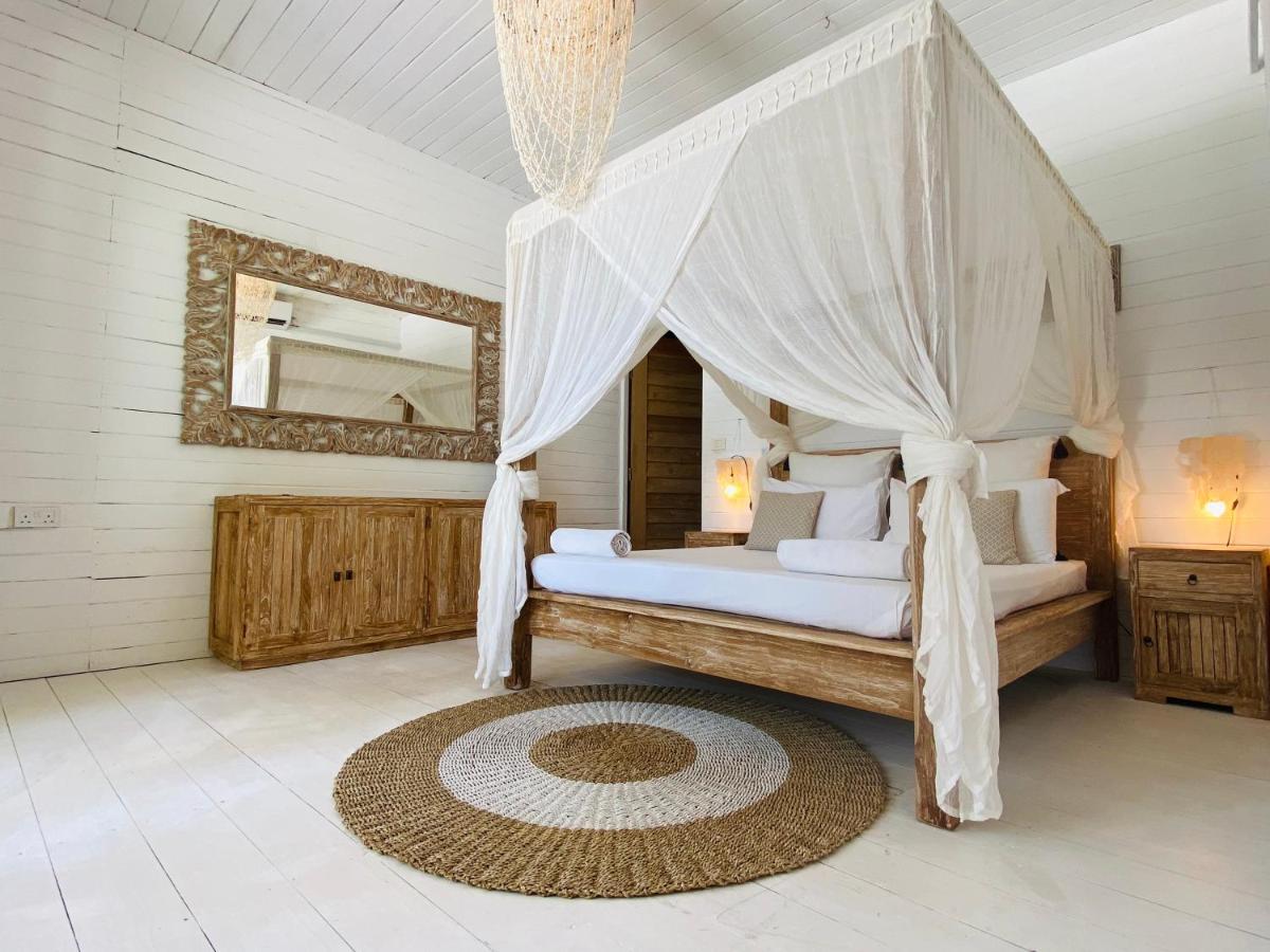 Met House Hotel Thulusdhoo Eksteriør billede